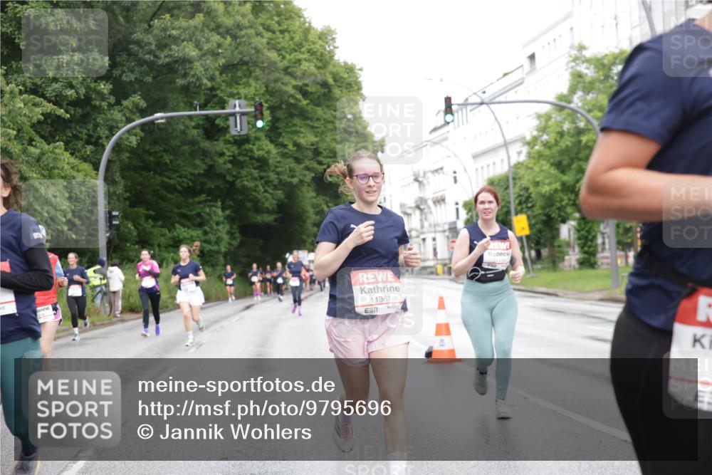 14.06.2026 - REWE Women's Run Jannik Wohlers http://msf.ph/oto/9795696 14.06.2026 09:57:03 Laufen 11361, 7, 11139 meine-sportfotos.de