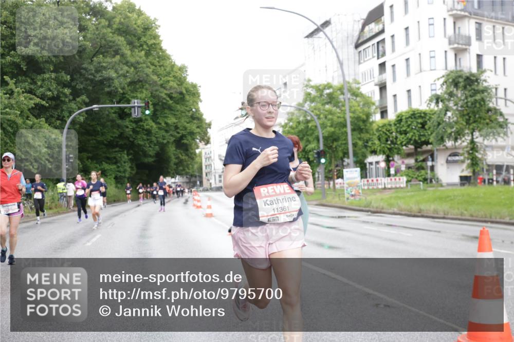 14.06.2026 - REWE Women's Run Jannik Wohlers http://msf.ph/oto/9795700 14.06.2026 09:57:03 Laufen 11361 meine-sportfotos.de