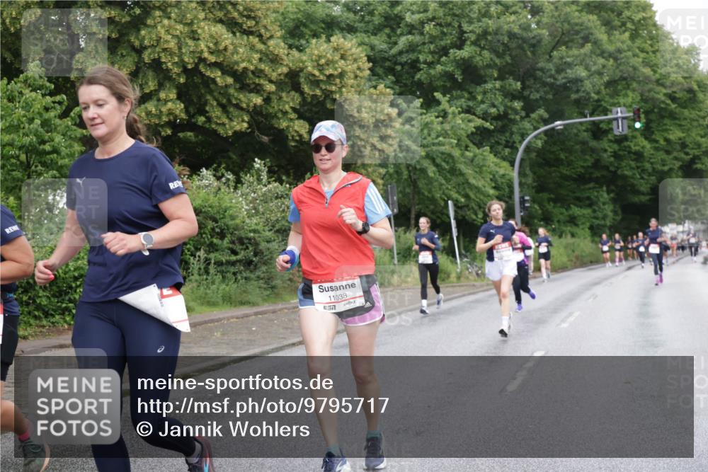 14.06.2026 - REWE Women's Run Jannik Wohlers http://msf.ph/oto/9795717 14.06.2026 09:57:06 Laufen 11038, 7 meine-sportfotos.de