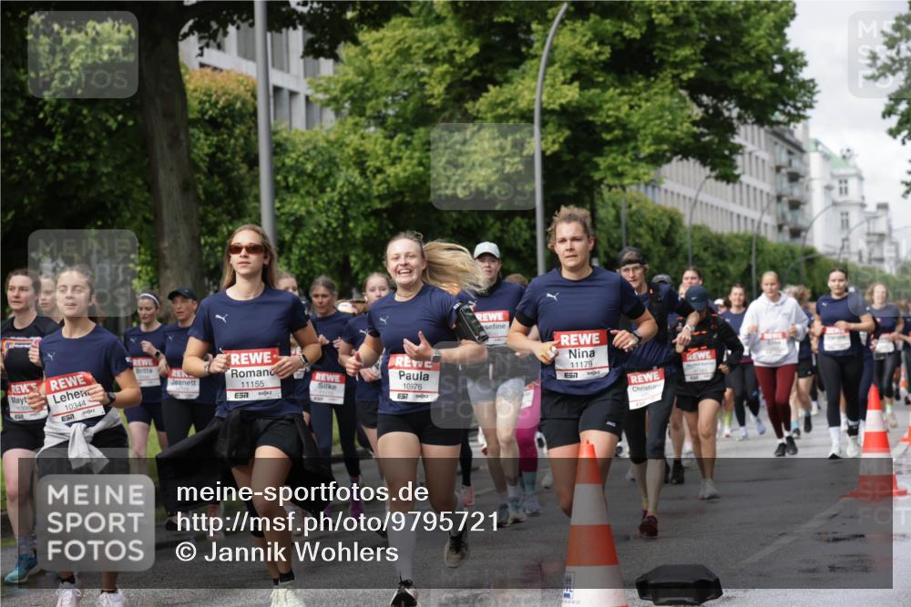 14.06.2026 - REWE Women's Run Jannik Wohlers http://msf.ph/oto/9795721 14.06.2026 09:09:50 Laufen 10344, 11155, 7, 10976, 11179, 57 meine-sportfotos.de