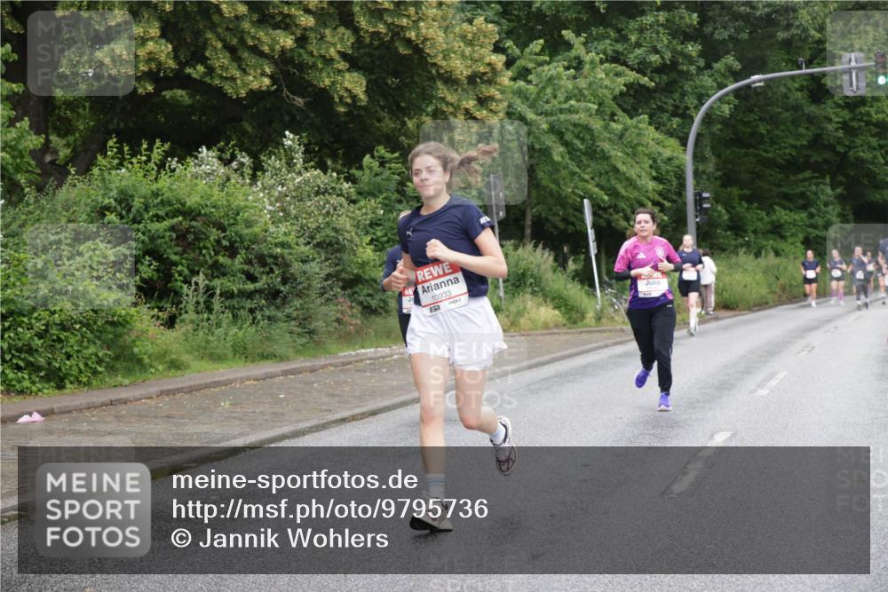 14.06.2026 - REWE Women's Run Jannik Wohlers http://msf.ph/oto/9795736 14.06.2026 09:57:07 Laufen 10933, 57 meine-sportfotos.de