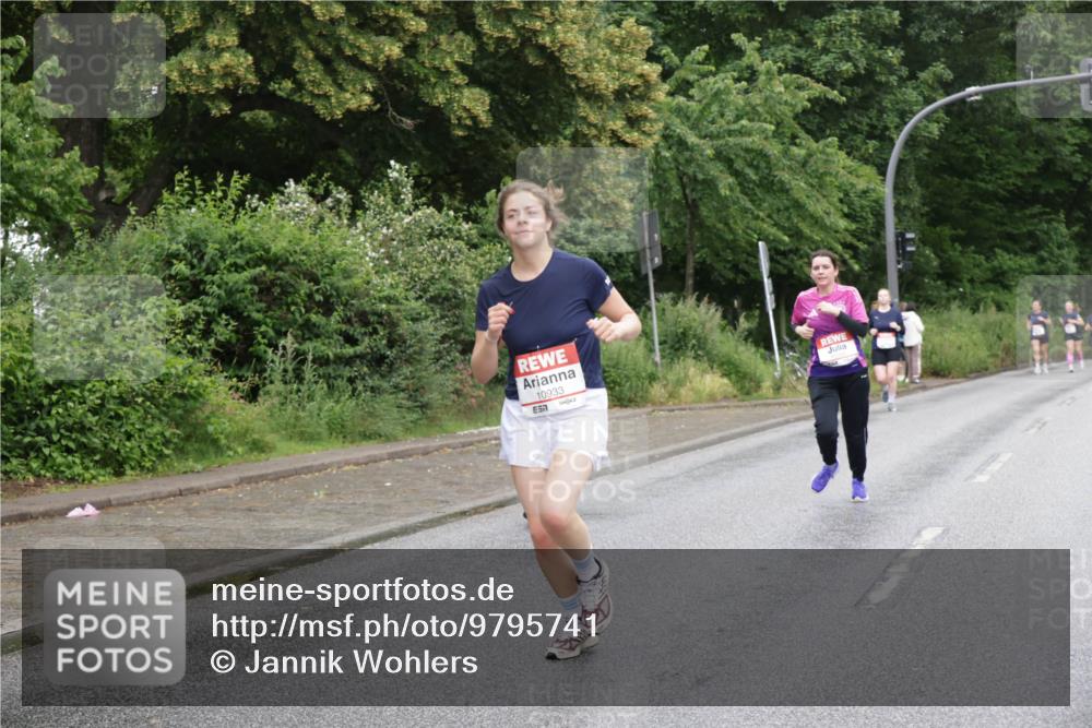 14.06.2026 - REWE Women's Run Jannik Wohlers http://msf.ph/oto/9795741 14.06.2026 09:57:07 Laufen 10933, 57 meine-sportfotos.de
