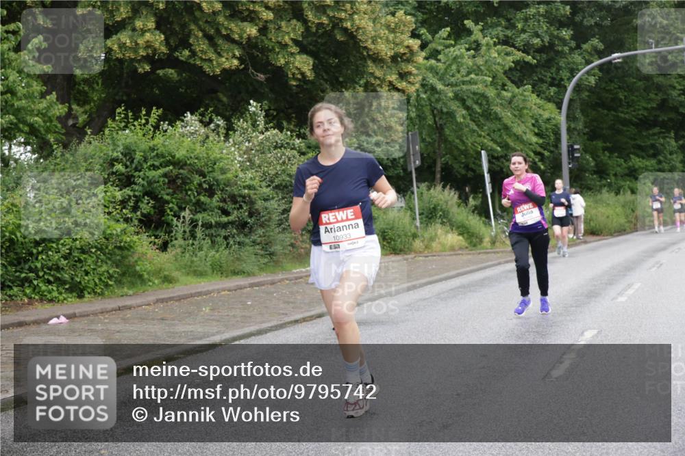 14.06.2026 - REWE Women's Run Jannik Wohlers http://msf.ph/oto/9795742 14.06.2026 09:57:07 Laufen 10933, 7 meine-sportfotos.de