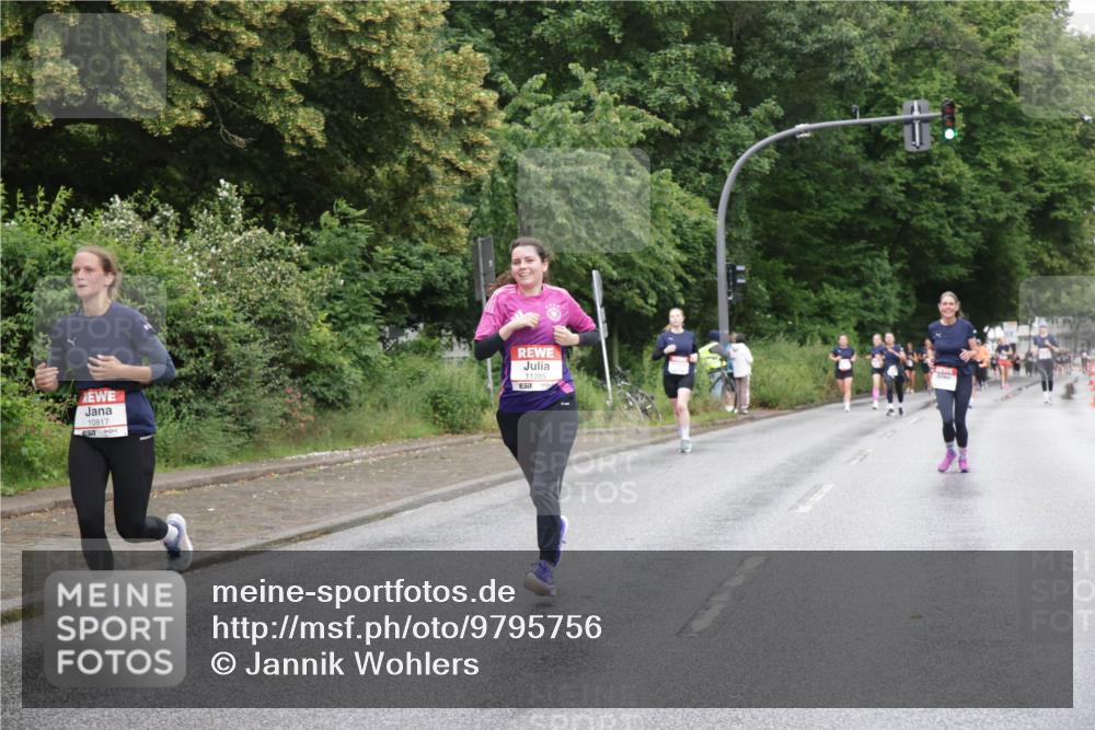 14.06.2026 - REWE Women's Run Jannik Wohlers http://msf.ph/oto/9795756 14.06.2026 09:57:09 Laufen 10817, 11285, 57 meine-sportfotos.de