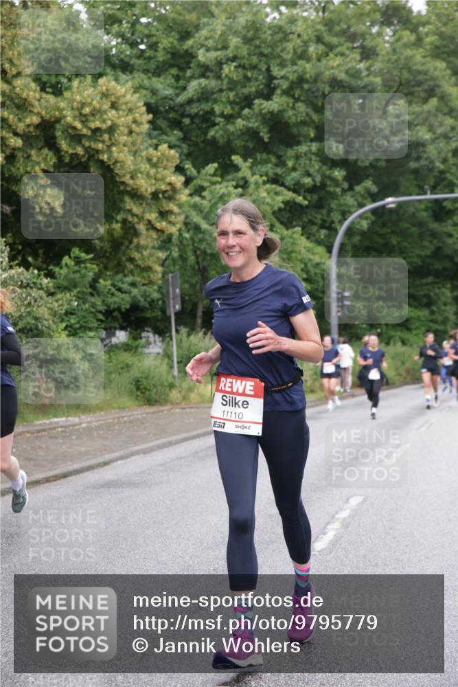 14.06.2026 - REWE Women's Run Jannik Wohlers http://msf.ph/oto/9795779 14.06.2026 09:57:14 Laufen 11110, 7 meine-sportfotos.de