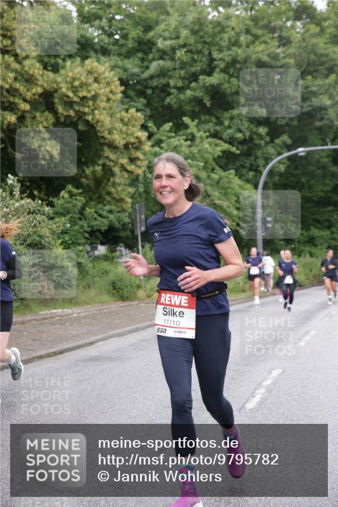 14.06.2026 - REWE Women's Run Jannik Wohlers http://msf.ph/oto/9795782 14.06.2026 09:57:14 Laufen 11110, 7 meine-sportfotos.de