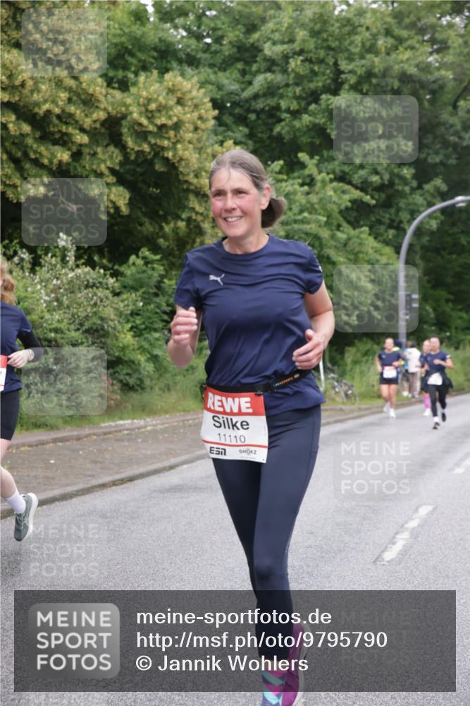 14.06.2026 - REWE Women's Run Jannik Wohlers http://msf.ph/oto/9795790 14.06.2026 09:57:14 Laufen 11110, 7 meine-sportfotos.de