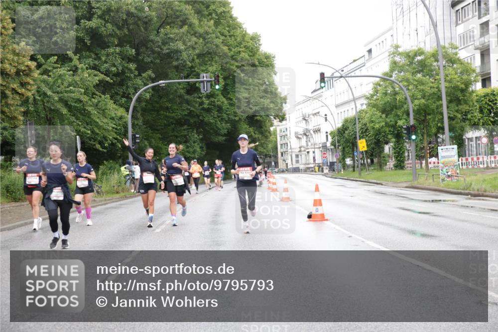 14.06.2026 - REWE Women's Run Jannik Wohlers http://msf.ph/oto/9795793 14.06.2026 09:57:18 Laufen  meine-sportfotos.de