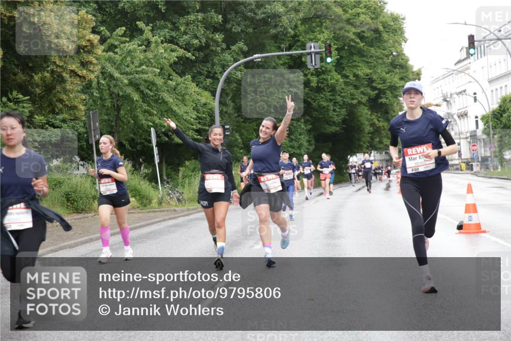 14.06.2026 - REWE Women's Run Jannik Wohlers http://msf.ph/oto/9795806 14.06.2026 09:57:19 Laufen 10261, 10165, 7 meine-sportfotos.de