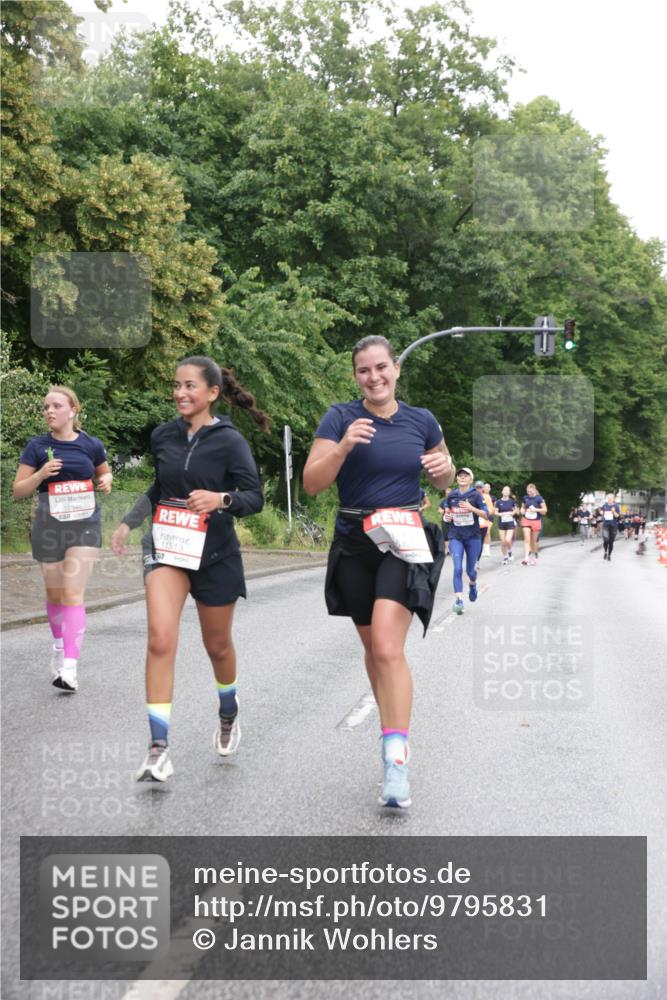 14.06.2026 - REWE Women's Run Jannik Wohlers http://msf.ph/oto/9795831 14.06.2026 09:57:21 Laufen 11513 meine-sportfotos.de