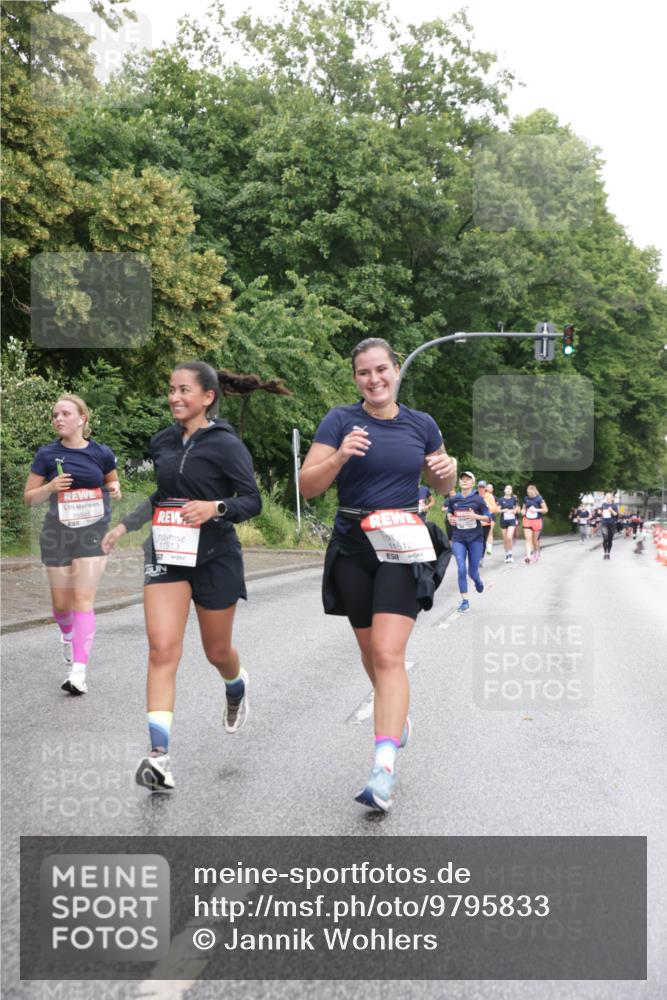 14.06.2026 - REWE Women's Run Jannik Wohlers http://msf.ph/oto/9795833 14.06.2026 09:57:21 Laufen 11513, 11512 meine-sportfotos.de