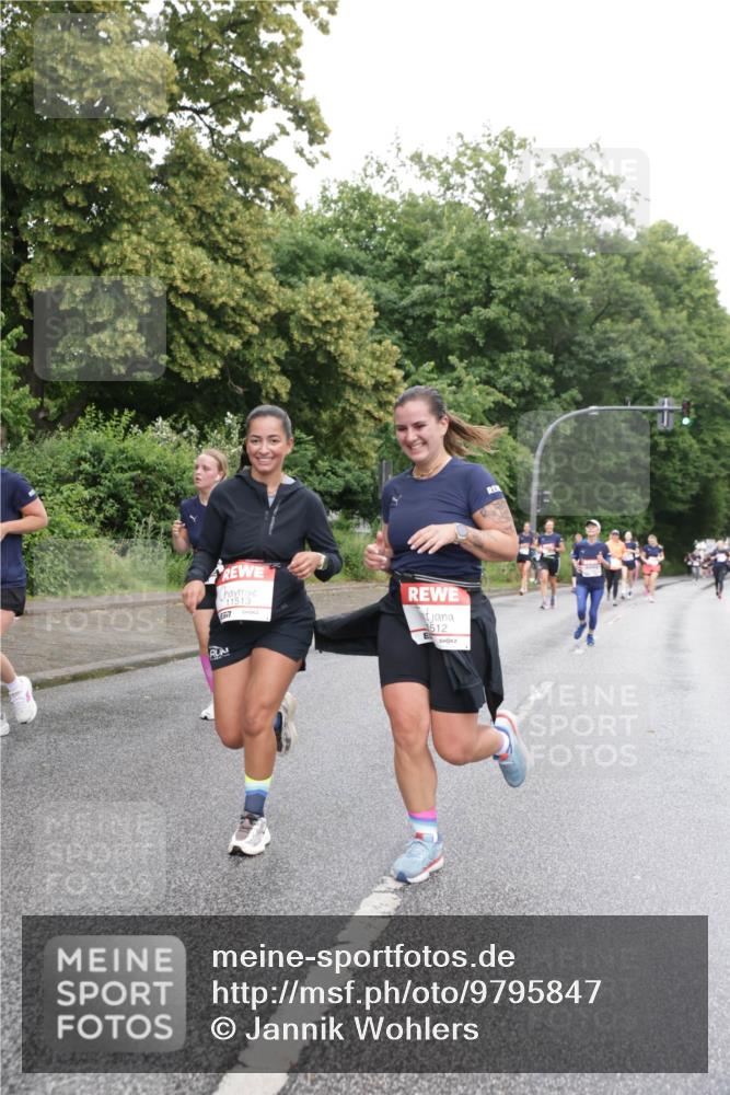 14.06.2026 - REWE Women's Run Jannik Wohlers http://msf.ph/oto/9795847 14.06.2026 09:57:22 Laufen 11513, 17, 512 meine-sportfotos.de