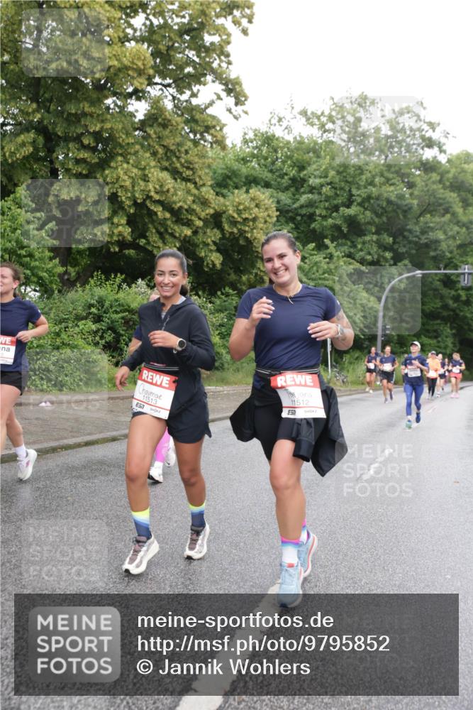 14.06.2026 - REWE Women's Run Jannik Wohlers http://msf.ph/oto/9795852 14.06.2026 09:57:22 Laufen 11513, 11512 meine-sportfotos.de