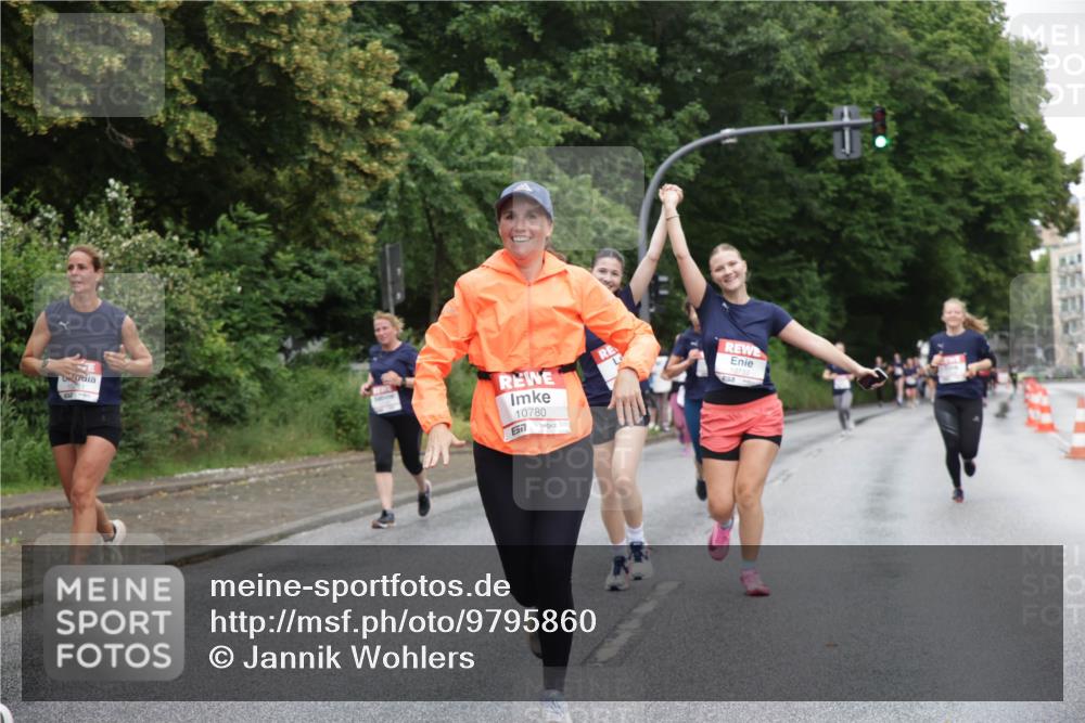 14.06.2026 - REWE Women's Run Jannik Wohlers http://msf.ph/oto/9795860 14.06.2026 09:57:29 Laufen 10780, 517, 10733 meine-sportfotos.de