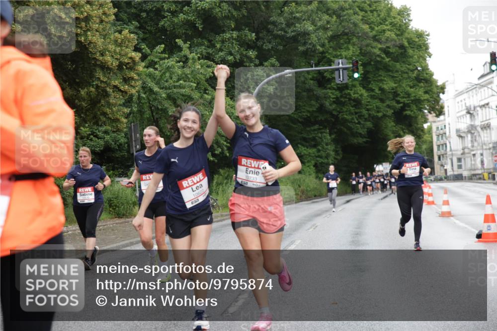 14.06.2026 - REWE Women's Run Jannik Wohlers http://msf.ph/oto/9795874 14.06.2026 09:57:30 Laufen 10622, 10733, 51 meine-sportfotos.de
