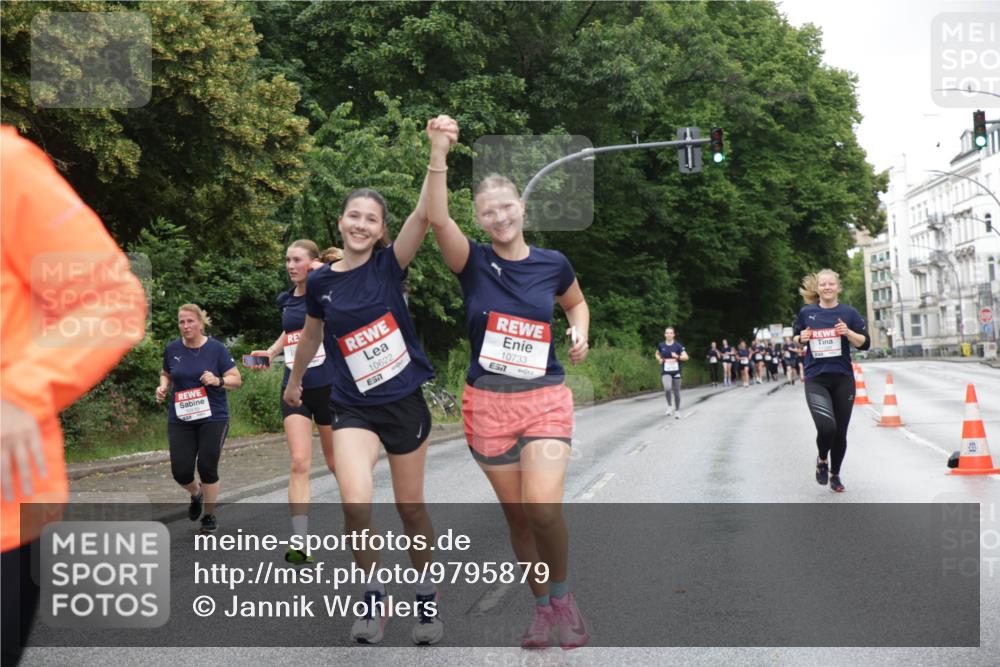 14.06.2026 - REWE Women's Run Jannik Wohlers http://msf.ph/oto/9795879 14.06.2026 09:57:30 Laufen 10170, 10622, 10733, 7 meine-sportfotos.de