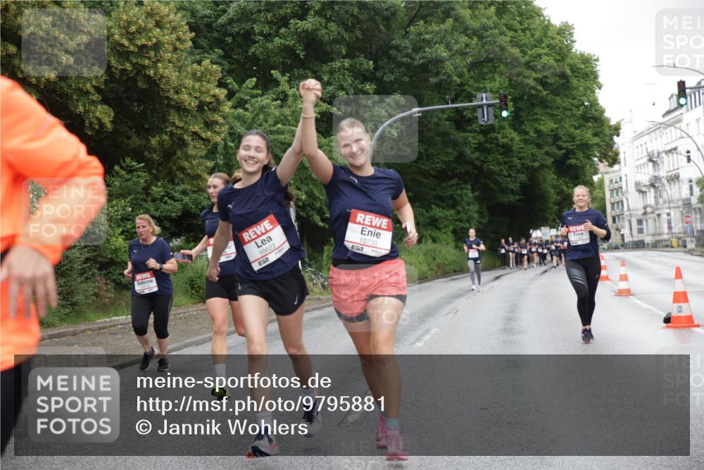 14.06.2026 - REWE Women's Run Jannik Wohlers http://msf.ph/oto/9795881 14.06.2026 09:57:30 Laufen 10622, 10733, 57 meine-sportfotos.de