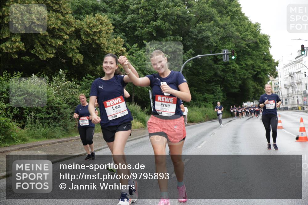 14.06.2026 - REWE Women's Run Jannik Wohlers http://msf.ph/oto/9795893 14.06.2026 09:57:30 Laufen 10622, 7, 10733 meine-sportfotos.de