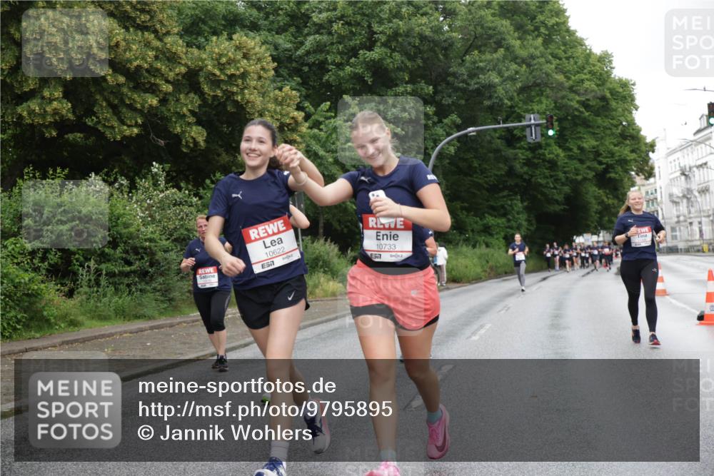 14.06.2026 - REWE Women's Run Jannik Wohlers http://msf.ph/oto/9795895 14.06.2026 09:57:30 Laufen 10622, 57, 10733 meine-sportfotos.de
