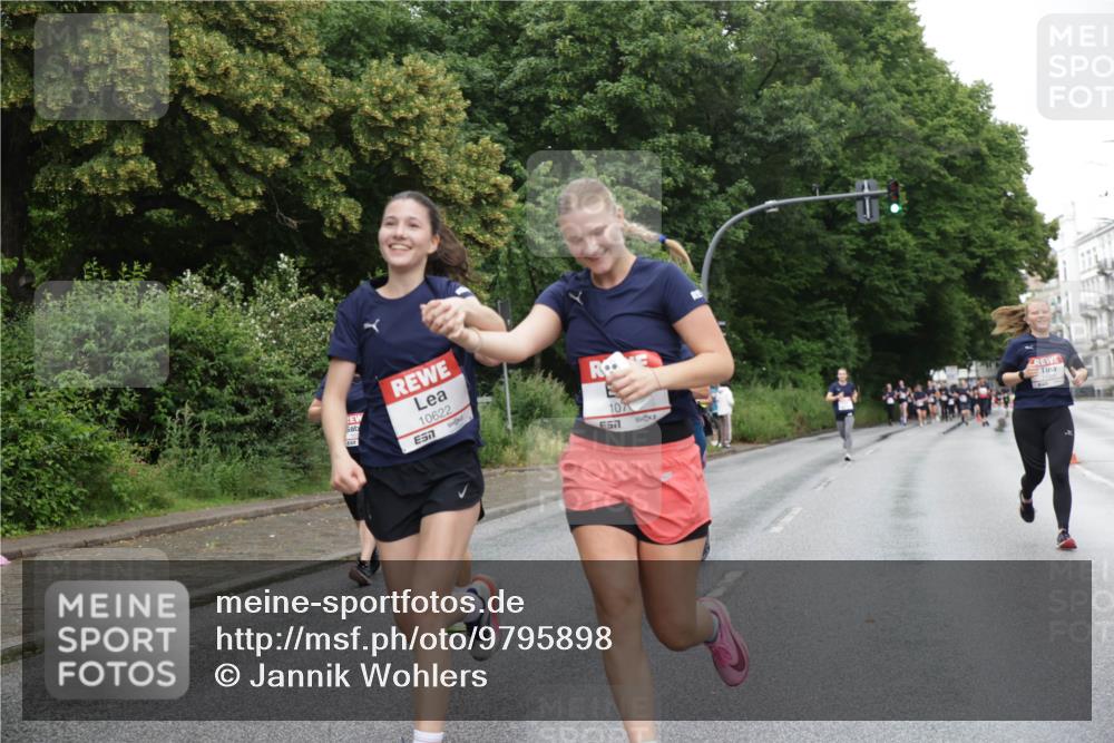 14.06.2026 - REWE Women's Run Jannik Wohlers http://msf.ph/oto/9795898 14.06.2026 09:57:30 Laufen 10622, 7, 107, 51 meine-sportfotos.de