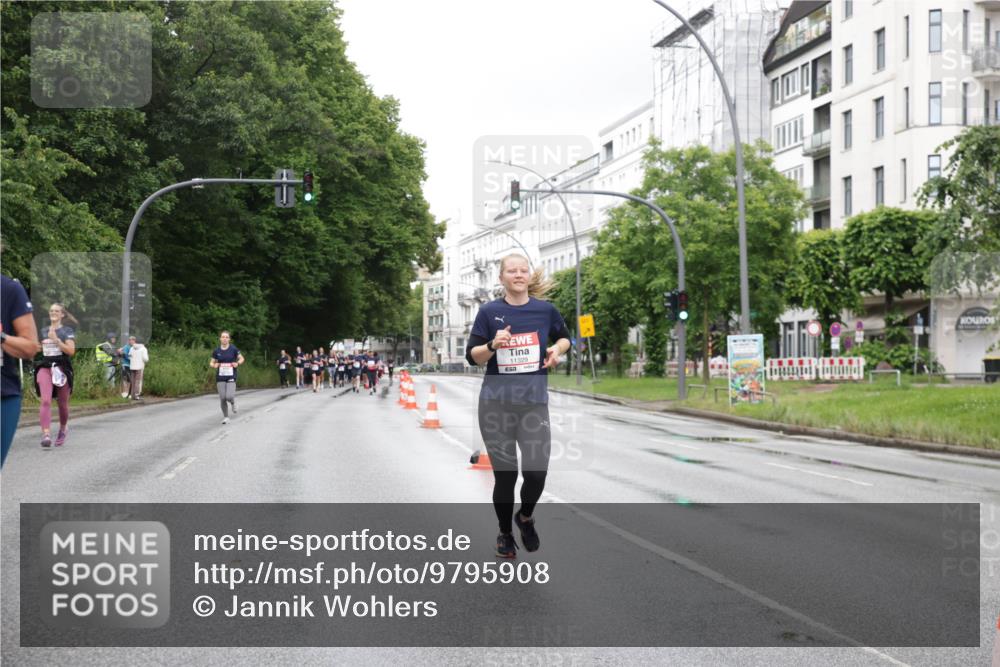 14.06.2026 - REWE Women's Run Jannik Wohlers http://msf.ph/oto/9795908 14.06.2026 09:57:31 Laufen 11329 meine-sportfotos.de