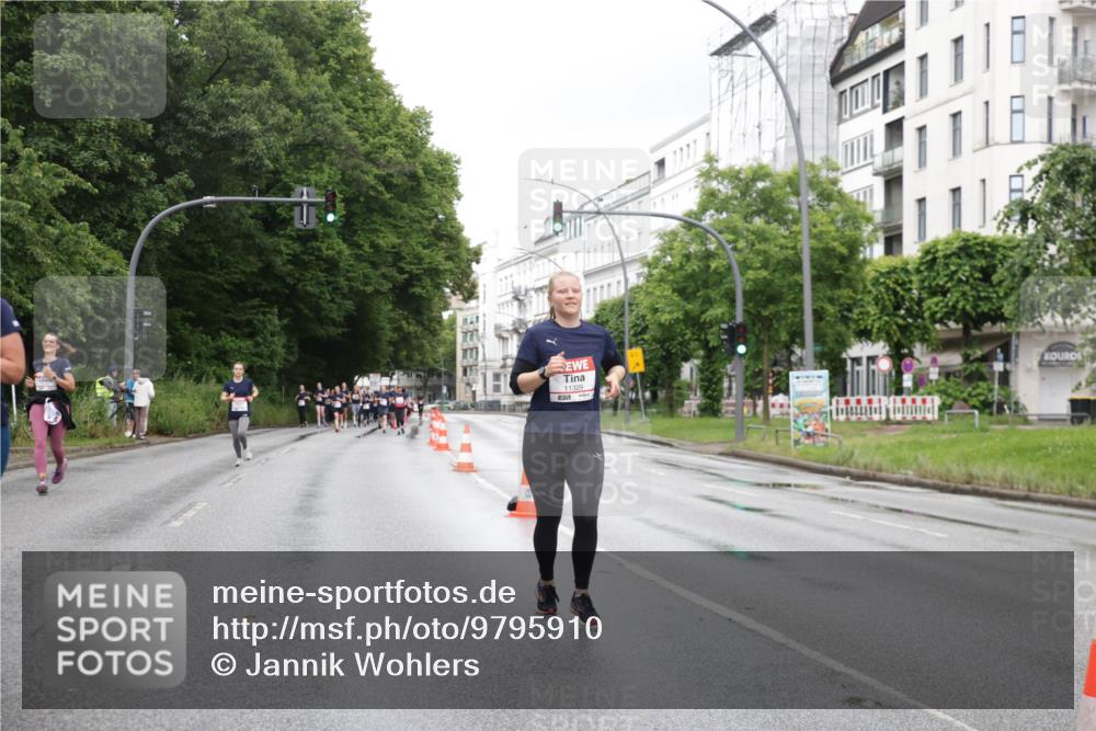 14.06.2026 - REWE Women's Run Jannik Wohlers http://msf.ph/oto/9795910 14.06.2026 09:57:32 Laufen 11329 meine-sportfotos.de