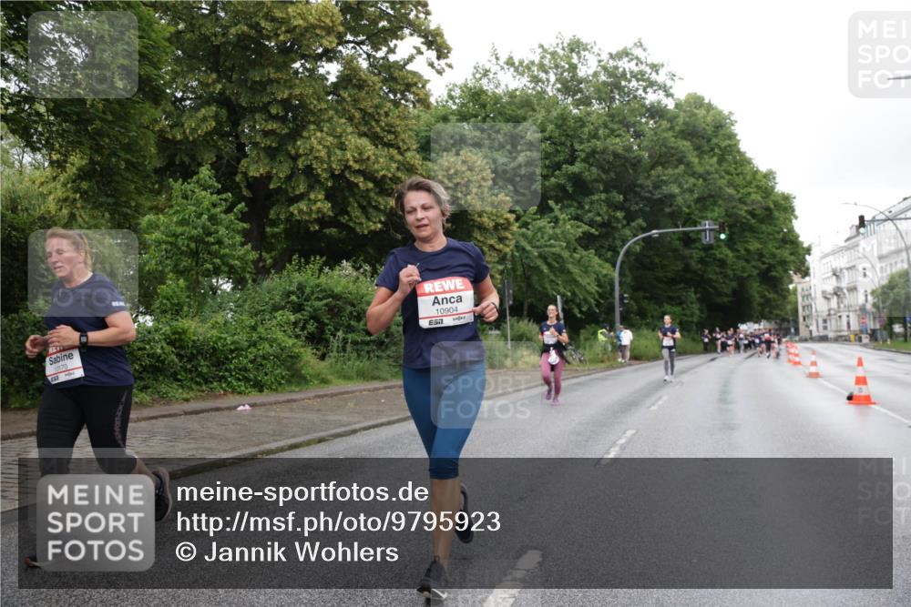 14.06.2026 - REWE Women's Run Jannik Wohlers http://msf.ph/oto/9795923 14.06.2026 09:57:33 Laufen 10170, 10904 meine-sportfotos.de