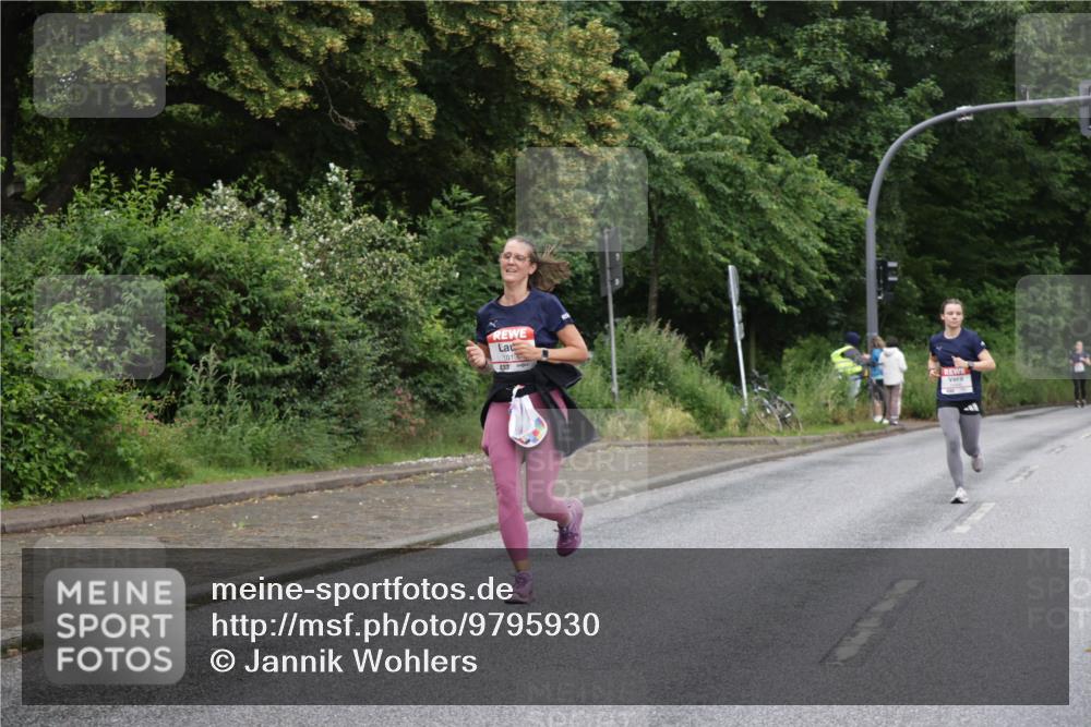 14.06.2026 - REWE Women's Run Jannik Wohlers http://msf.ph/oto/9795930 14.06.2026 09:57:34 Laufen 1013 meine-sportfotos.de