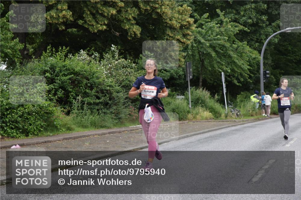 14.06.2026 - REWE Women's Run Jannik Wohlers http://msf.ph/oto/9795940 14.06.2026 09:57:35 Laufen 10132, 37 meine-sportfotos.de