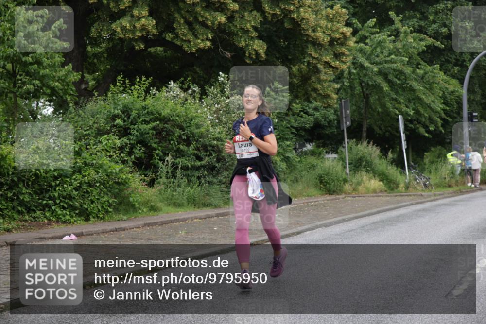 14.06.2026 - REWE Women's Run Jannik Wohlers http://msf.ph/oto/9795950 14.06.2026 09:57:35 Laufen 10132, 377 meine-sportfotos.de
