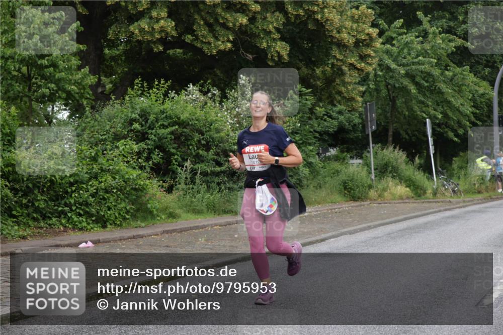 14.06.2026 - REWE Women's Run Jannik Wohlers http://msf.ph/oto/9795953 14.06.2026 09:57:35 Laufen 1013, 7 meine-sportfotos.de