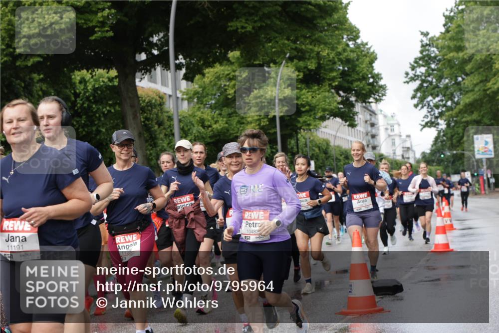 14.06.2026 - REWE Women's Run Jannik Wohlers http://msf.ph/oto/9795964 14.06.2026 09:10:06 Laufen 11191, 7, 1120, 577, 10482, 7 meine-sportfotos.de