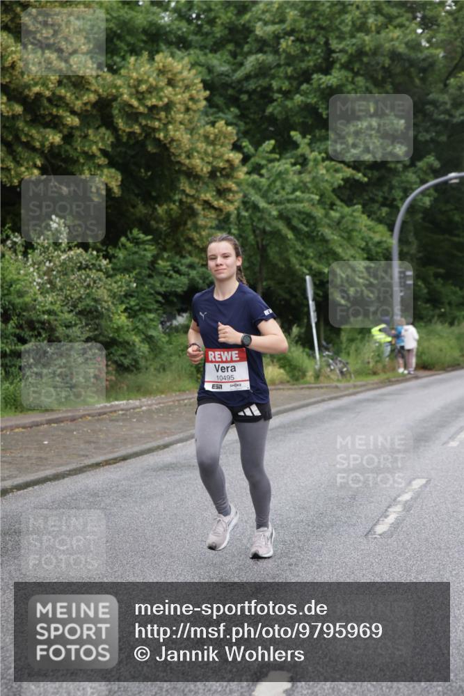 14.06.2026 - REWE Women's Run Jannik Wohlers http://msf.ph/oto/9795969 14.06.2026 09:57:38 Laufen 10495 meine-sportfotos.de