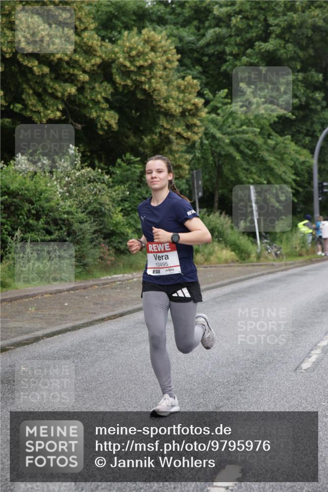 14.06.2026 - REWE Women's Run Jannik Wohlers http://msf.ph/oto/9795976 14.06.2026 09:57:38 Laufen 10495 meine-sportfotos.de