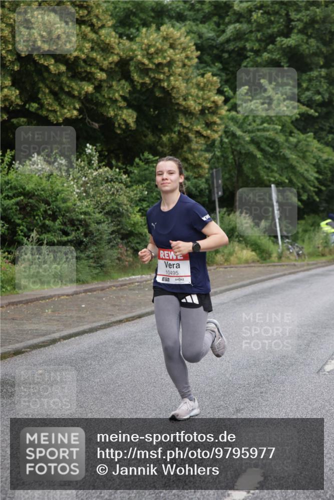 14.06.2026 - REWE Women's Run Jannik Wohlers http://msf.ph/oto/9795977 14.06.2026 09:57:38 Laufen 10495 meine-sportfotos.de