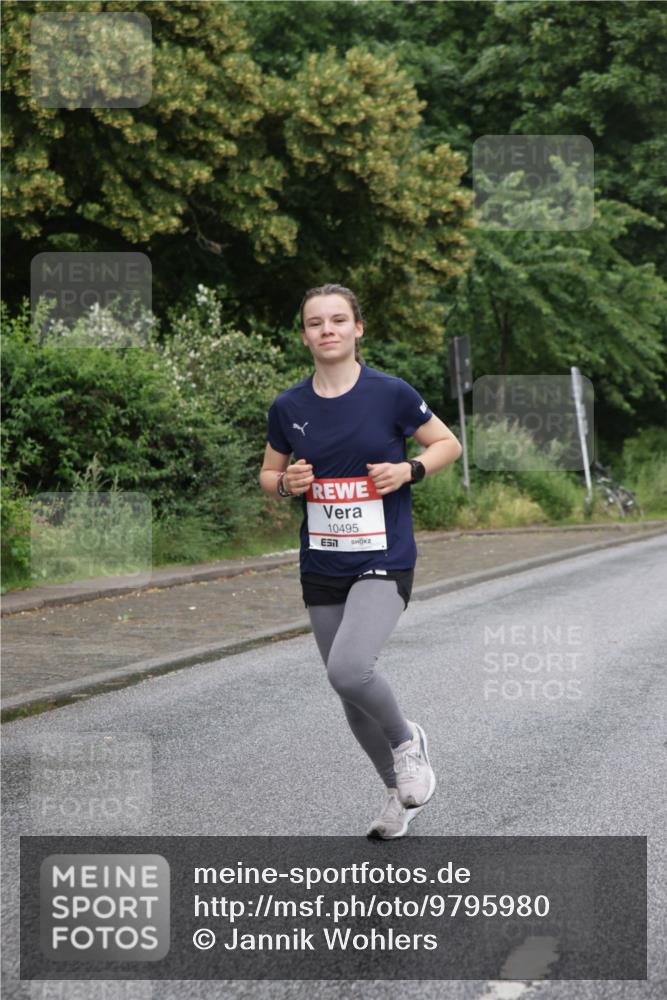 14.06.2026 - REWE Women's Run Jannik Wohlers http://msf.ph/oto/9795980 14.06.2026 09:57:38 Laufen 10495 meine-sportfotos.de