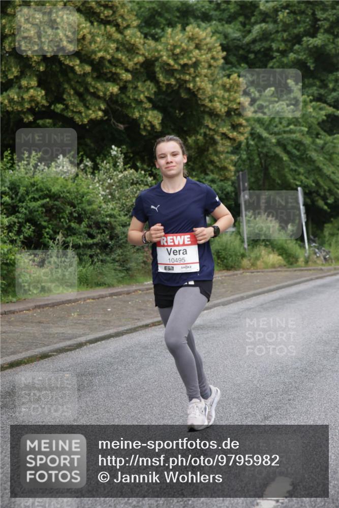 14.06.2026 - REWE Women's Run Jannik Wohlers http://msf.ph/oto/9795982 14.06.2026 09:57:38 Laufen 10495, 7 meine-sportfotos.de