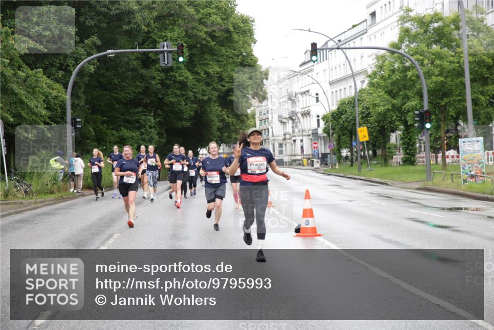 14.06.2026 - REWE Women's Run Jannik Wohlers http://msf.ph/oto/9795993 14.06.2026 09:57:45 Laufen 01 meine-sportfotos.de