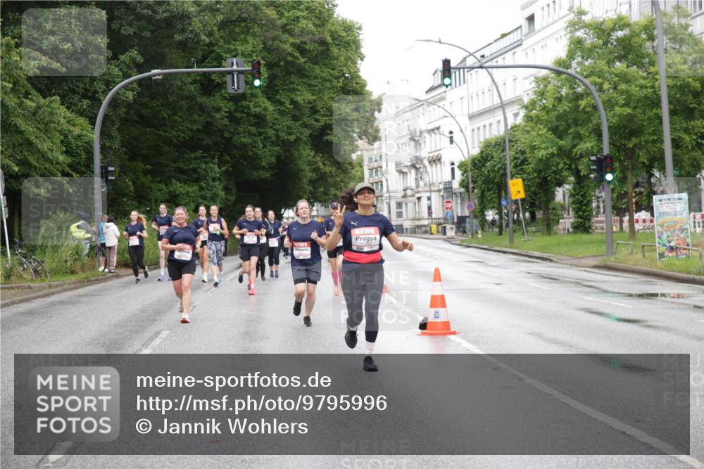 14.06.2026 - REWE Women's Run Jannik Wohlers http://msf.ph/oto/9795996 14.06.2026 09:57:45 Laufen 1 meine-sportfotos.de