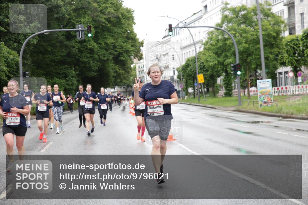 14.06.2026 - REWE Women's Run Jannik Wohlers http://msf.ph/oto/9796021 14.06.2026 09:57:48 Laufen 10224, 10617 meine-sportfotos.de