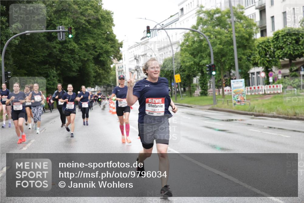 14.06.2026 - REWE Women's Run Jannik Wohlers http://msf.ph/oto/9796034 14.06.2026 09:57:48 Laufen 10617, 7 meine-sportfotos.de