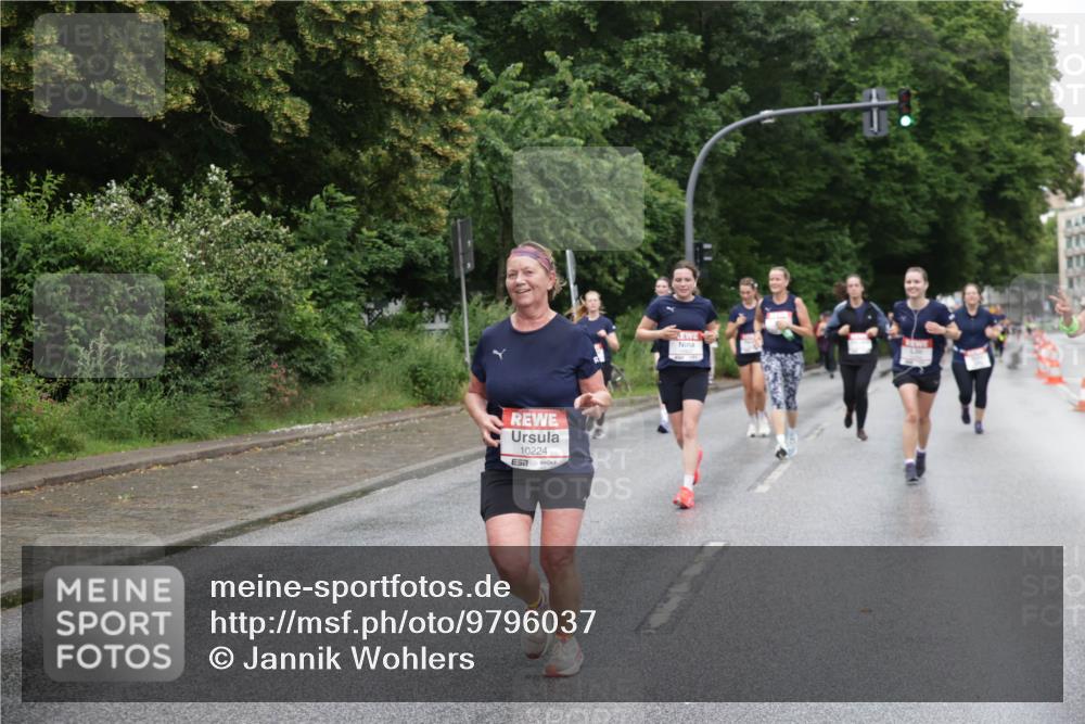 14.06.2026 - REWE Women's Run Jannik Wohlers http://msf.ph/oto/9796037 14.06.2026 09:57:49 Laufen 10224 meine-sportfotos.de
