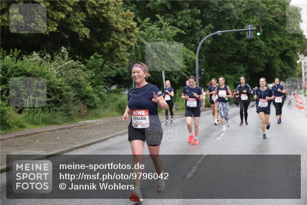 14.06.2026 - REWE Women's Run Jannik Wohlers http://msf.ph/oto/9796042 14.06.2026 09:57:49 Laufen 10224 meine-sportfotos.de