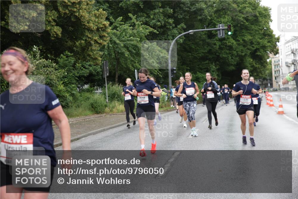 14.06.2026 - REWE Women's Run Jannik Wohlers http://msf.ph/oto/9796050 14.06.2026 09:57:50 Laufen 224, 10932 meine-sportfotos.de