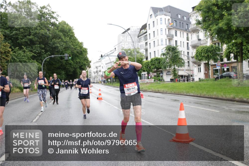 14.06.2026 - REWE Women's Run Jannik Wohlers http://msf.ph/oto/9796065 14.06.2026 09:57:51 Laufen 11032, 57 meine-sportfotos.de