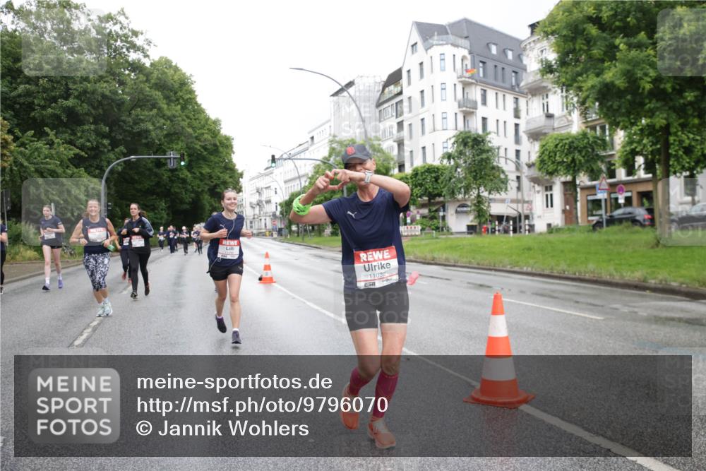 14.06.2026 - REWE Women's Run Jannik Wohlers http://msf.ph/oto/9796070 14.06.2026 09:57:51 Laufen 11032 meine-sportfotos.de