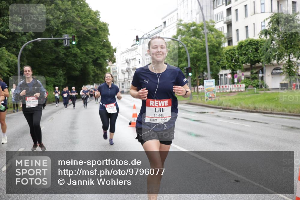 14.06.2026 - REWE Women's Run Jannik Wohlers http://msf.ph/oto/9796077 14.06.2026 09:57:52 Laufen 11448 meine-sportfotos.de