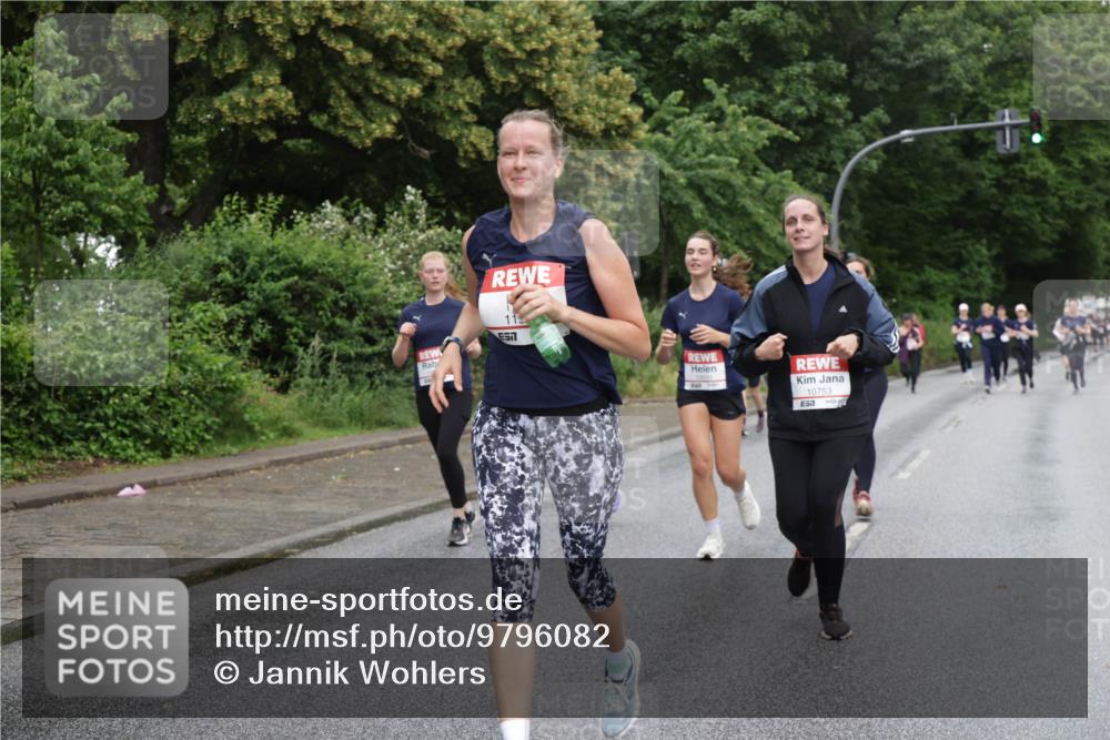 14.06.2026 - REWE Women's Run Jannik Wohlers http://msf.ph/oto/9796082 14.06.2026 09:57:53 Laufen 113, 7, 10753 meine-sportfotos.de