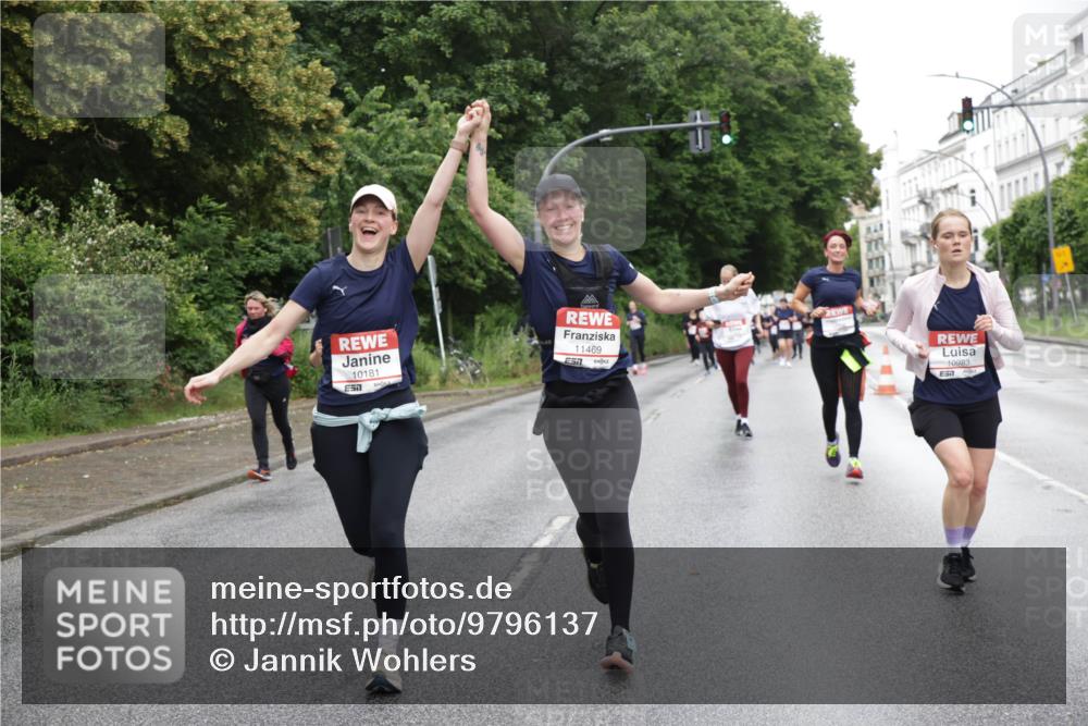 14.06.2026 - REWE Women's Run Jannik Wohlers http://msf.ph/oto/9796137 14.06.2026 09:58:04 Laufen 10181, 7, 11469, 10983, 57 meine-sportfotos.de
