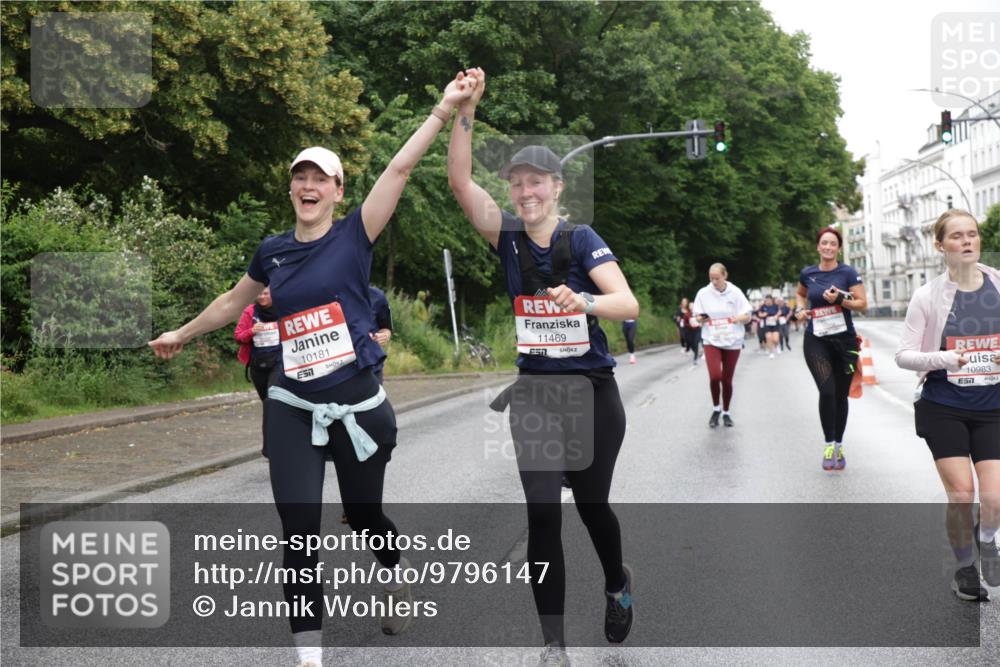 14.06.2026 - REWE Women's Run Jannik Wohlers http://msf.ph/oto/9796147 14.06.2026 09:58:05 Laufen 10181, 11469, 10983 meine-sportfotos.de